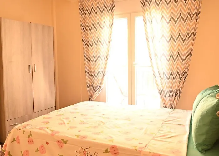 Retro View * Peraía